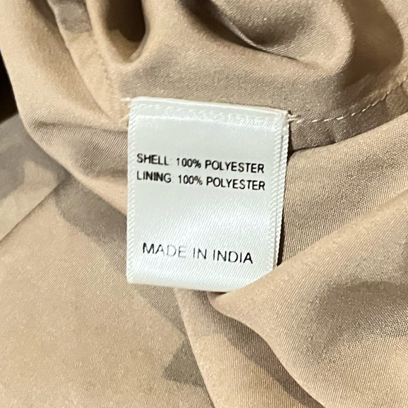 Ivy City Tiered Floral Maxi Dress - Picture 8 of 14